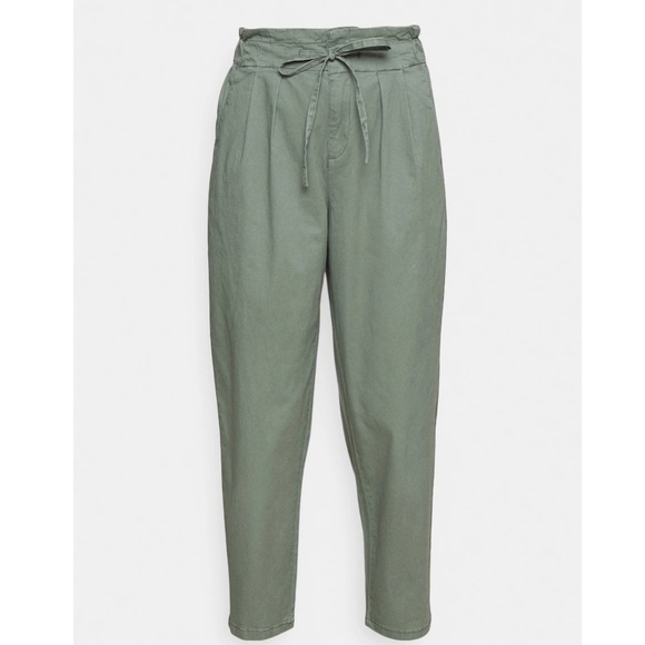 Stitch Fix l Vero Moda Vmenvany Hr Loose String Paperbag Ankle Pant, M/32” - Picture 1 of 14